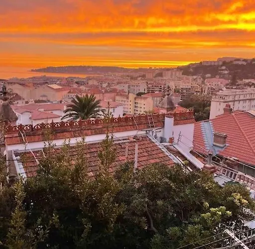 Апартаменти Villawoho Spacious Terraces, Panoramic Seaview In Quiet Area *