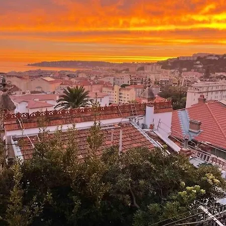 Апартаменты Villawoho Spacious Terraces, Panoramic Seaview In Quiet Area *