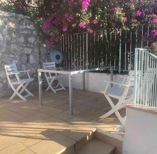 Villawoho Spacious Terraces, Panoramic Seaview In Quiet Area * Mentona