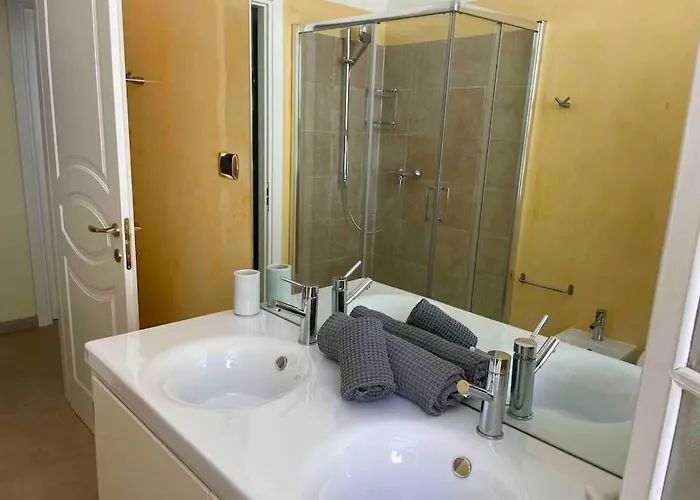 Villawoho Spacious Terraces, Panoramic Seaview In Quiet Area Mentona